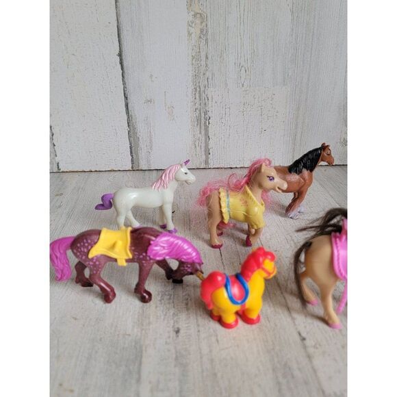 Variety unicorn horse play toy figure set doll assortment - Picture 9 of 9